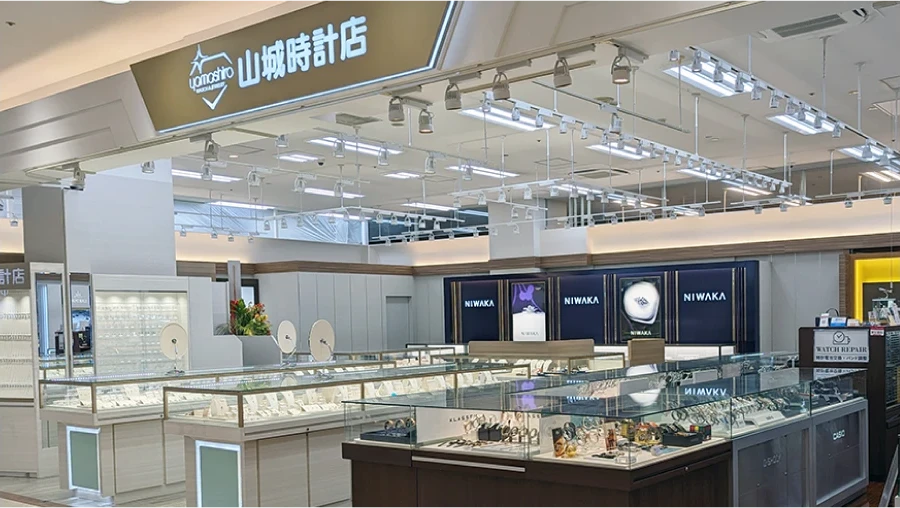 那覇メインプレイス店